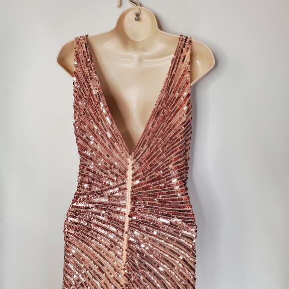 Mac Duggal 5372 Sequin Embellished Sleeveless Long Gown Rose Gold Size 8 NWT - Picture 5 of 13